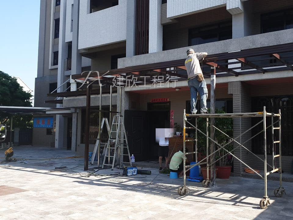 桃園白鐵玻璃採光罩工程